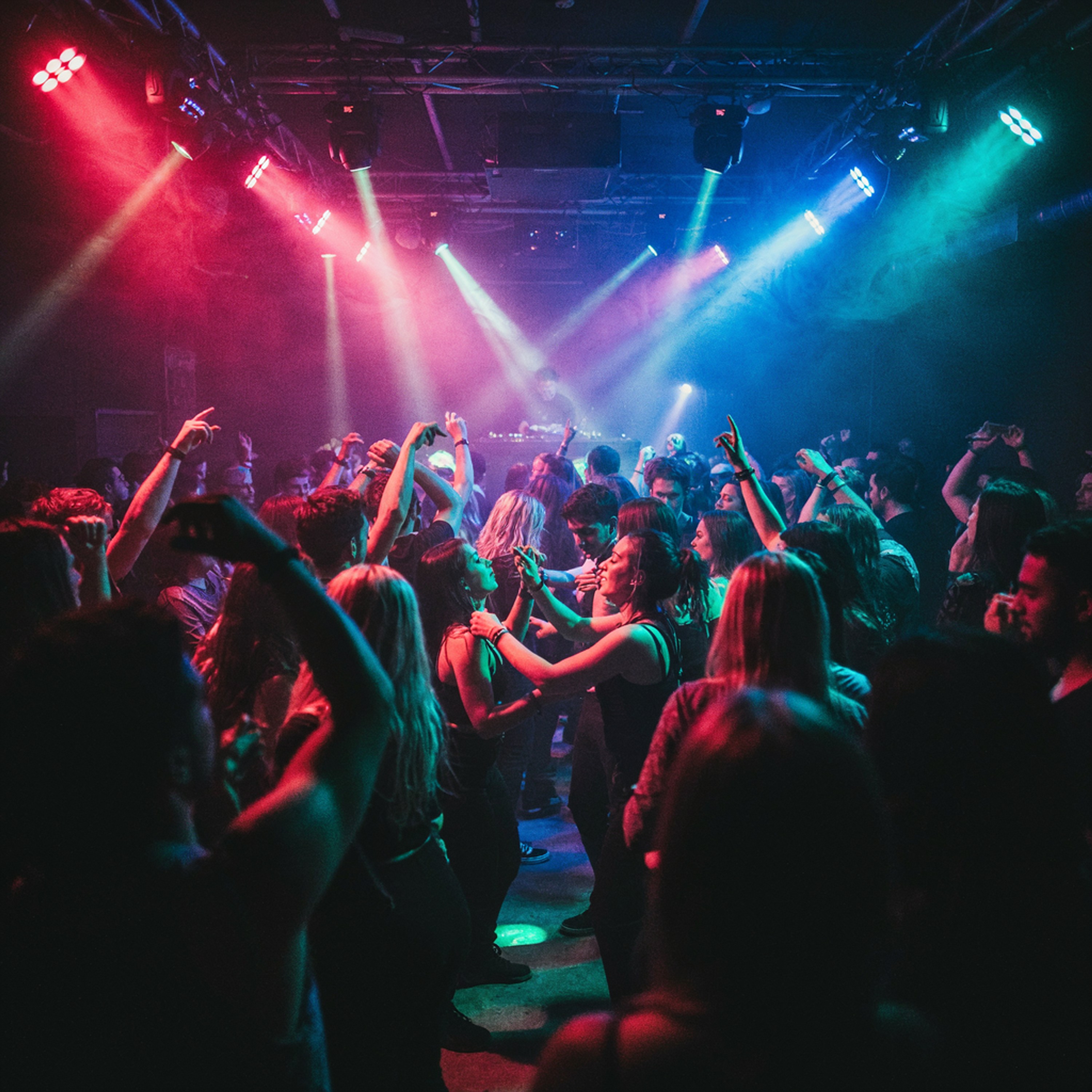Громче — обложка