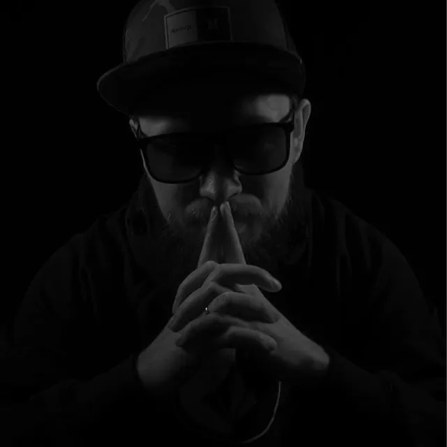 XAH — Shadow Under My Tongue — обложка релиза